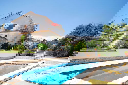 Foto 1 - Serene Villa in Lloret de Mar With Private Swimming Pool