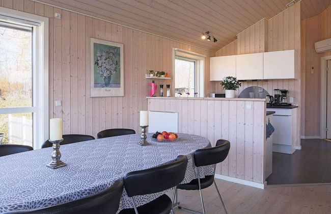 6 Person Holiday Home in Skibby - Foto 8