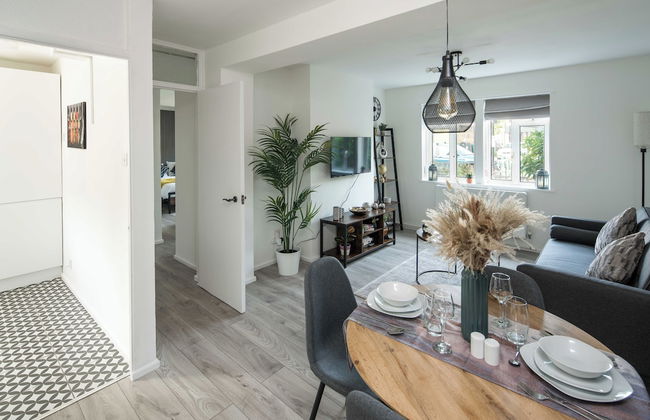 1 Bed Flat - Sleeps 3 - Parking - Wifi - Foto 13