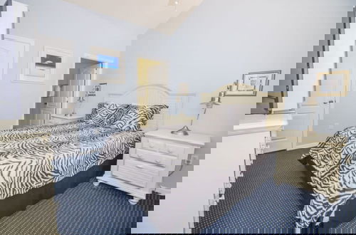 Foto 1 - Heng's Runaway Beach Condo