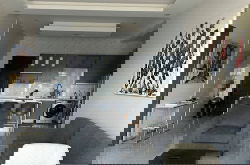 Foto 1 - Luxurious Motherland Apartments
