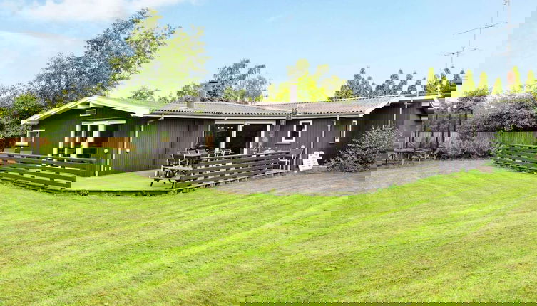 Foto 1 - 10 Person Holiday Home in Vaeggerlose-by Traum