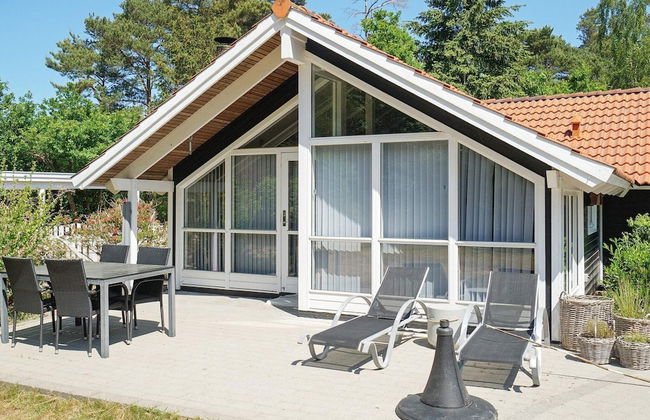 8 Person Holiday Home in Hojby - Foto 24
