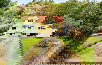 Foto 1 - 6 Person Holiday Home in Lysekil