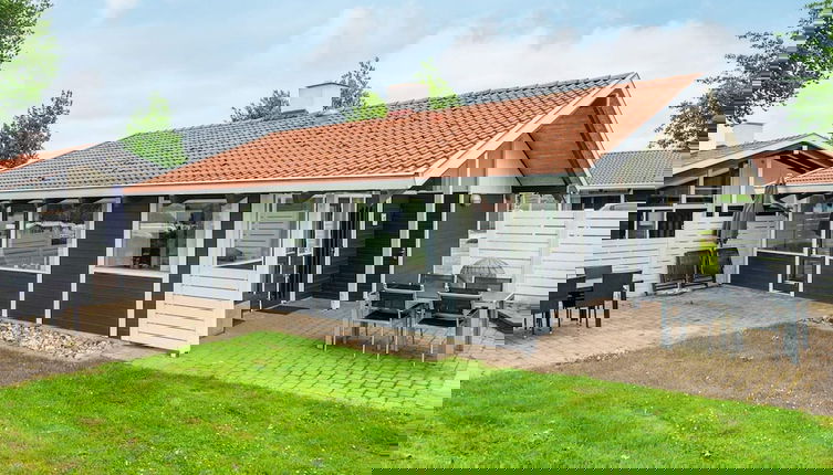 Foto 1 - 6 Person Holiday Home in Aabenraa