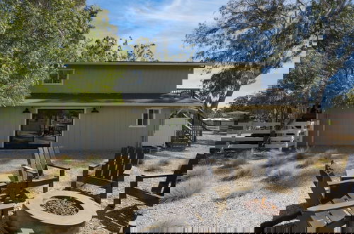 Photo 47 - Wine Country Estate by Avantstay Pool, Spa, Barn
