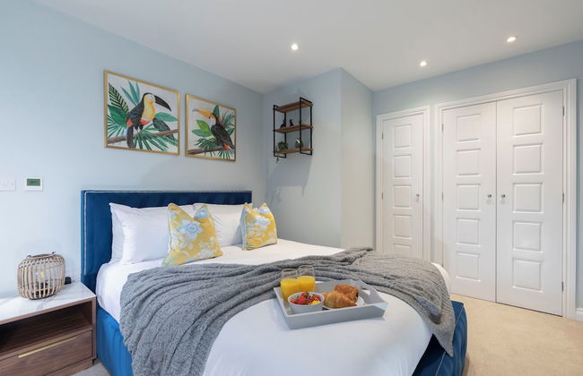 Elliot Oliver- Charming 1 Bed Apartment - Foto 1
