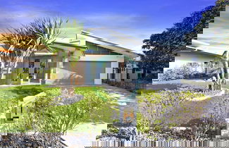Photo 1 - Zenhouse Prestige Modern Stylish Private Lawn