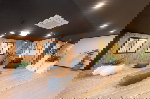 Foto 1 - TOYOTSUKI