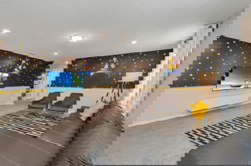 Foto 40 - Amazing Game Room Your Kids Will Love! 7 Bedroom Villa by RedAwning