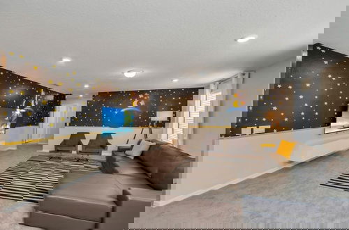 Foto 39 - Amazing Game Room Your Kids Will Love! 7 Bedroom Villa by RedAwning