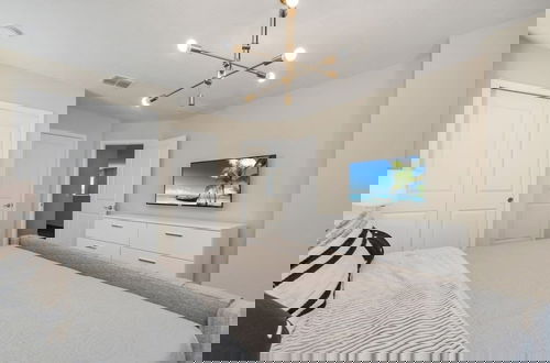 Foto 18 - Amazing Game Room Your Kids Will Love! 7 Bedroom Villa by RedAwning