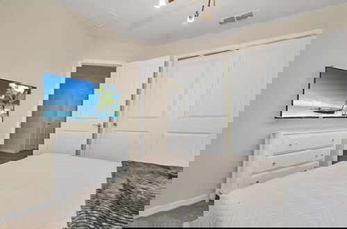 Foto 16 - Amazing Game Room Your Kids Will Love! 7 Bedroom Villa by RedAwning