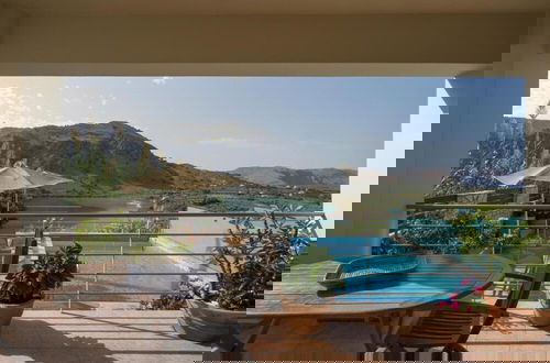 Foto 5 - Villa Rea Panoramic Lake View