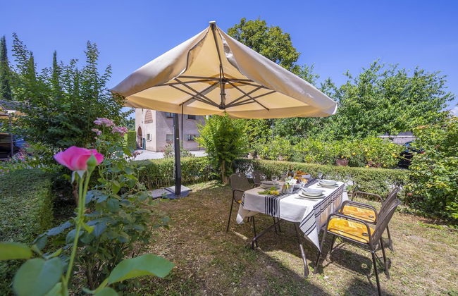 Villa Faccioli Bosso With Shared Pool - Foto 3