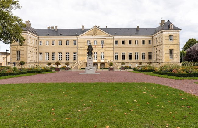 Sunlit Garden Escape Normandy - Foto 33