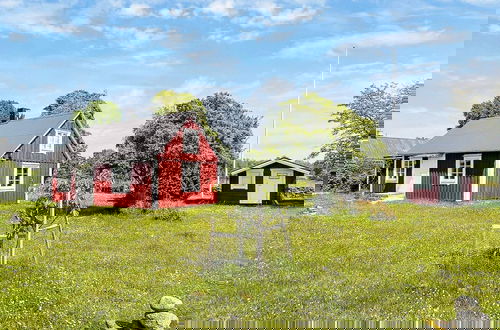 Foto 1 - 7 Person Holiday Home in Lottorp