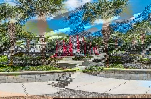 Foto 74 - This Amazing 6 Bedroom Property With a Lake View