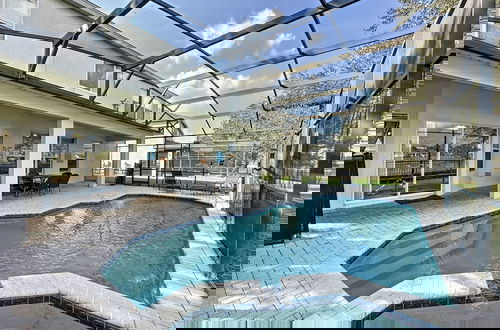 Foto 47 - This Amazing 6 Bedroom Property With a Lake View