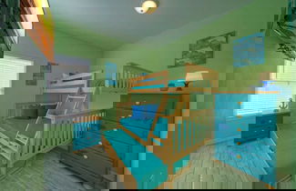 Photo 2 - Shared Pool, Walkable to Beach, Vibrant Beachy Design! Bay Bliss by Avantstay