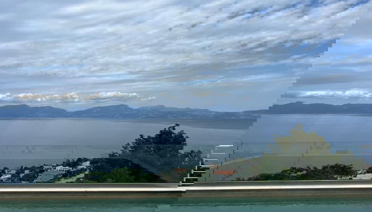 Foto 1 - Theologos Ridge