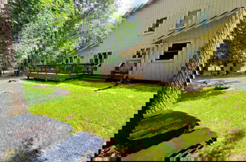 Foto 56 - Mountain Hideout by Avantstay Game Room + Deck