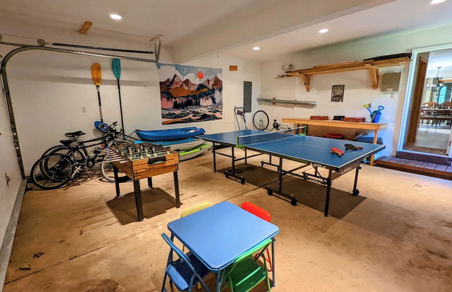 Mountain Hideout by Avantstay Game Room + Deck - Foto 5
