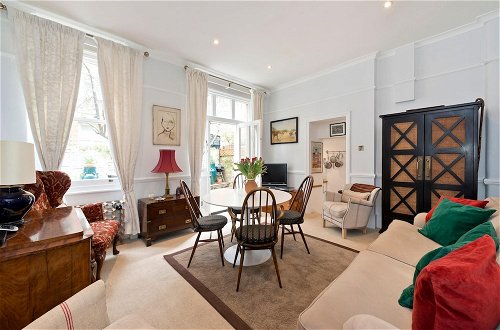 Foto 1 - 1-bed Flat With Private Terrace Fulham