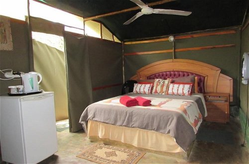 Foto 1 - 3 bed Bush-tent Under 3 Trees, for Couple Plus Chaperone Free Lionhyena Sounds