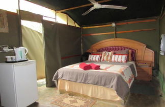 Foto 1 - 3 bed Bush-tent Under 3 Trees, for Couple Plus Chaperone Free Lionhyena Sounds