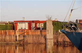 Foto 1 - 4 Pers. Holiday Chalet Gaby With Fishing Spot and Insauna at Lake Lauwersmeer