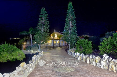 Foto 80 - Fabulous Villa In Coral Bay Near Beach, Amenities