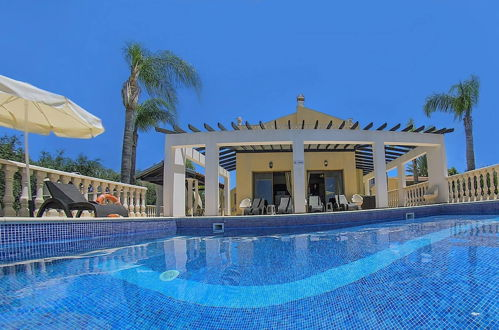 Photo 36 - Fabulous Villa In Coral Bay Near Beach, Amenities