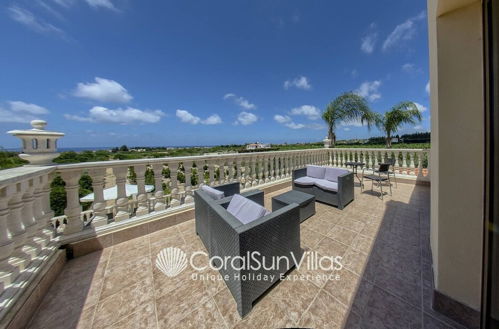 Photo 73 - Fabulous Villa In Coral Bay Near Beach, Amenities