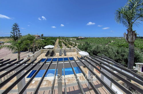 Photo 49 - Fabulous Villa In Coral Bay Near Beach, Amenities