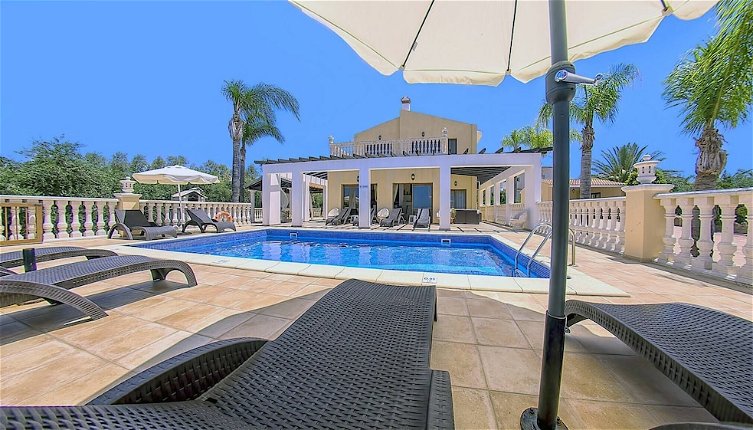 Foto 1 - Fabulous Villa In Coral Bay Near Beach, Amenities