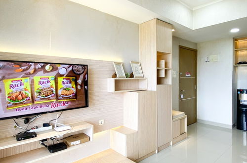 Photo 14 - Best Deal And Comfortable 2Br Oasis Cikarang Apartment