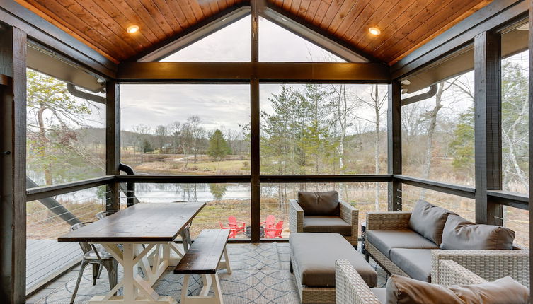 Photo 1 - Lakefront Retreat at Waters Edge w/ Fire Pit