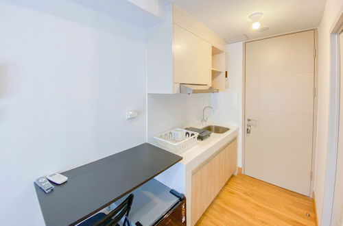 Photo 12 - Good Price And Homey Studio At Tokyo Riverside Pik 2 Apartment