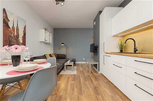 Photo 16 - Gentle Apartment in Warsaw by Renters