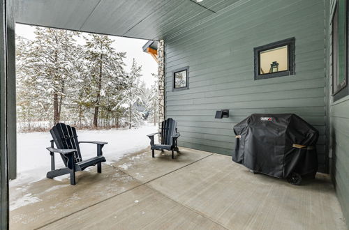 Photo 26 - All-season Donnelly Cabin w/ Sauna & Hot Tub