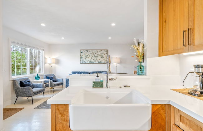 Your Dream Seaside Vacation! Charming 2 BDR Home - Foto 22