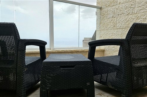 Foto 11 - Luxury 1 BR Apartment Near the Dead Sea