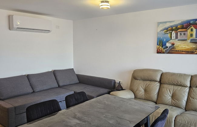 Luxury 1 BR Apartment Near the Dead Sea - Photo 7