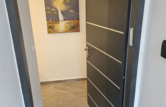 Luxury 1 BR Apartment Near the Dead Sea - Photo 2