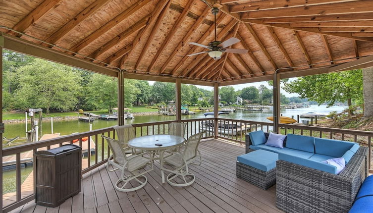 Photo 1 - Shades of Summer by Avantstay Gazebo, Dock, View