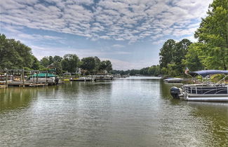 Foto 1 - Shades of Summer by Avantstay Gazebo, Dock, View