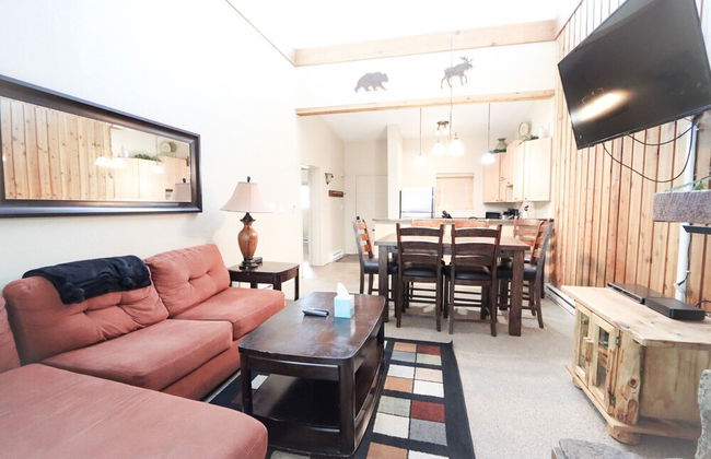 Whisk Away to Winter Park! 2 BDR 5 Min From Skiing - Foto 1