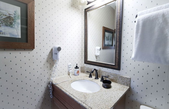 Whisk Away to Winter Park! 2 BDR 5 Min From Skiing - Foto 17