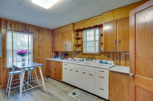 Photo 23 - Historic Augusta Getaway w/ Screened Porch